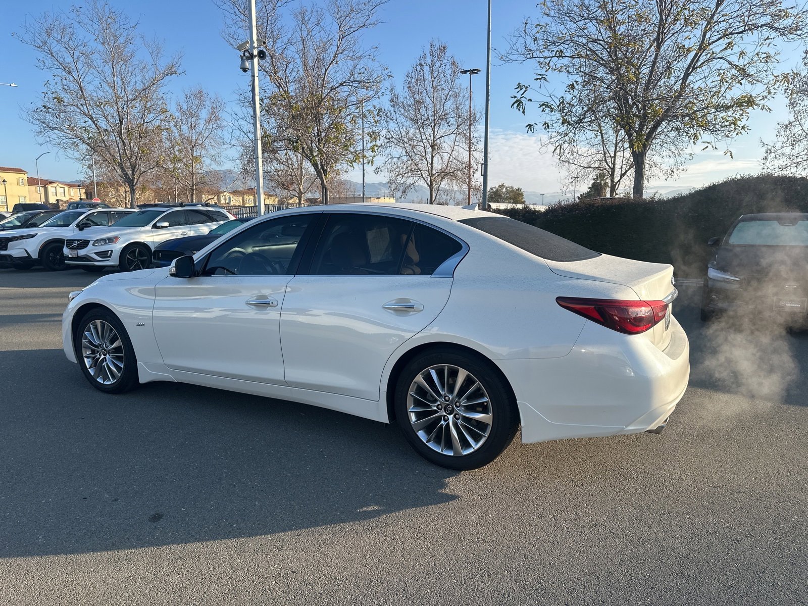 Used 2019 INFINITI Q50 Luxe w/ Essential Package (3.0T Luxe) image 4