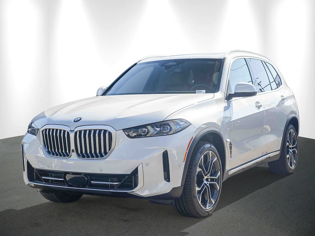 New 2026 BMW X5 xDrive40i w/ Parking Assistance Package AWD/4WD image 3