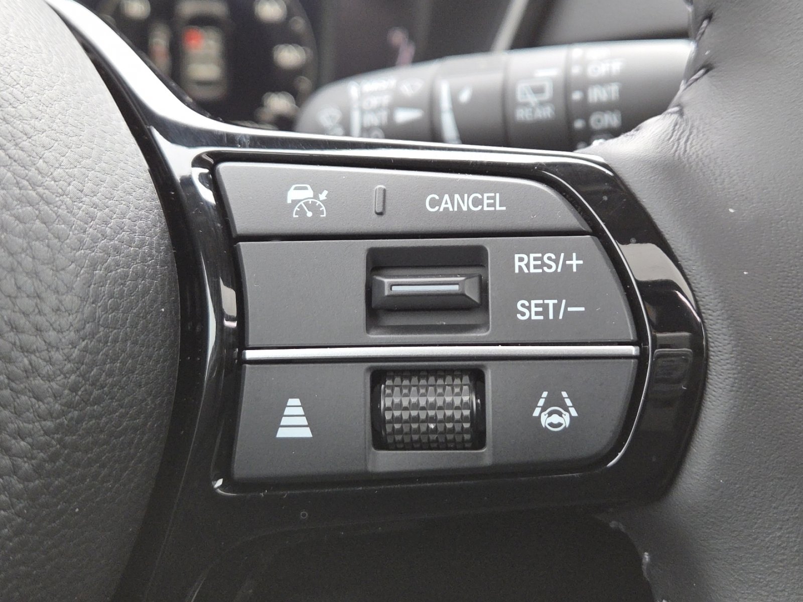 Used 2026 Honda CR-V EX-L image 5