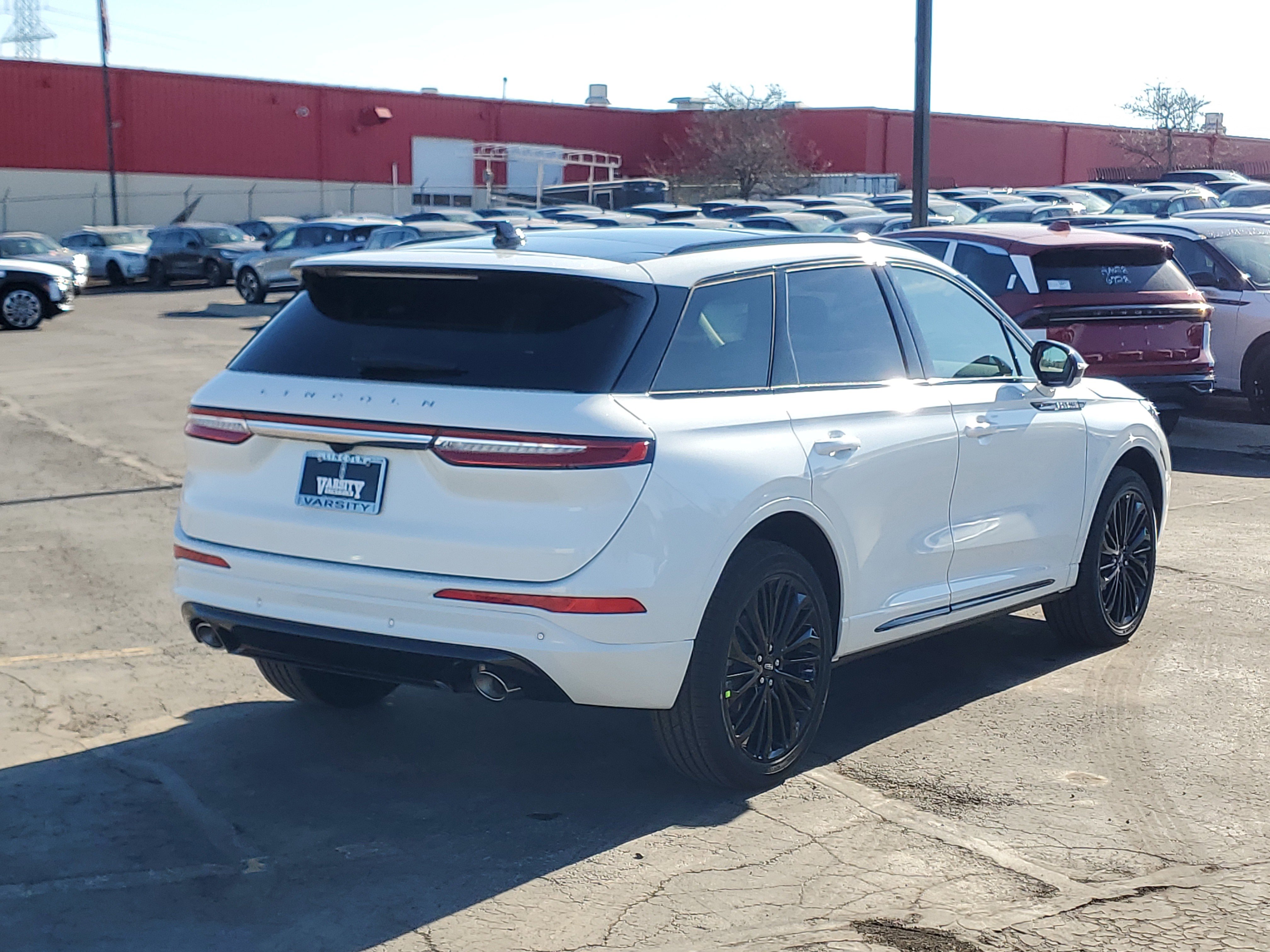 New 2026 Lincoln Corsair Premiere image 4