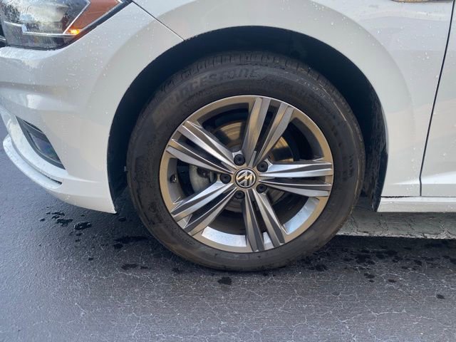 Used 2019 Volkswagen Jetta R-Line image 11