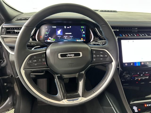 Used 2022 Jeep Grand Cherokee Trailhawk image 13