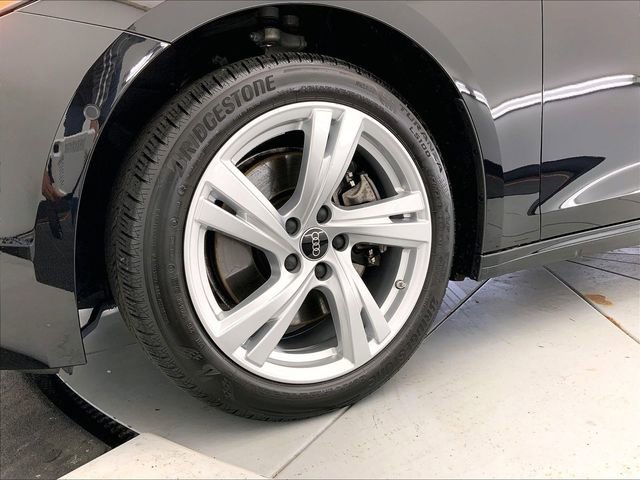 Used 2025 Audi A5 2.0T Premium w/ Convenience Package image 9
