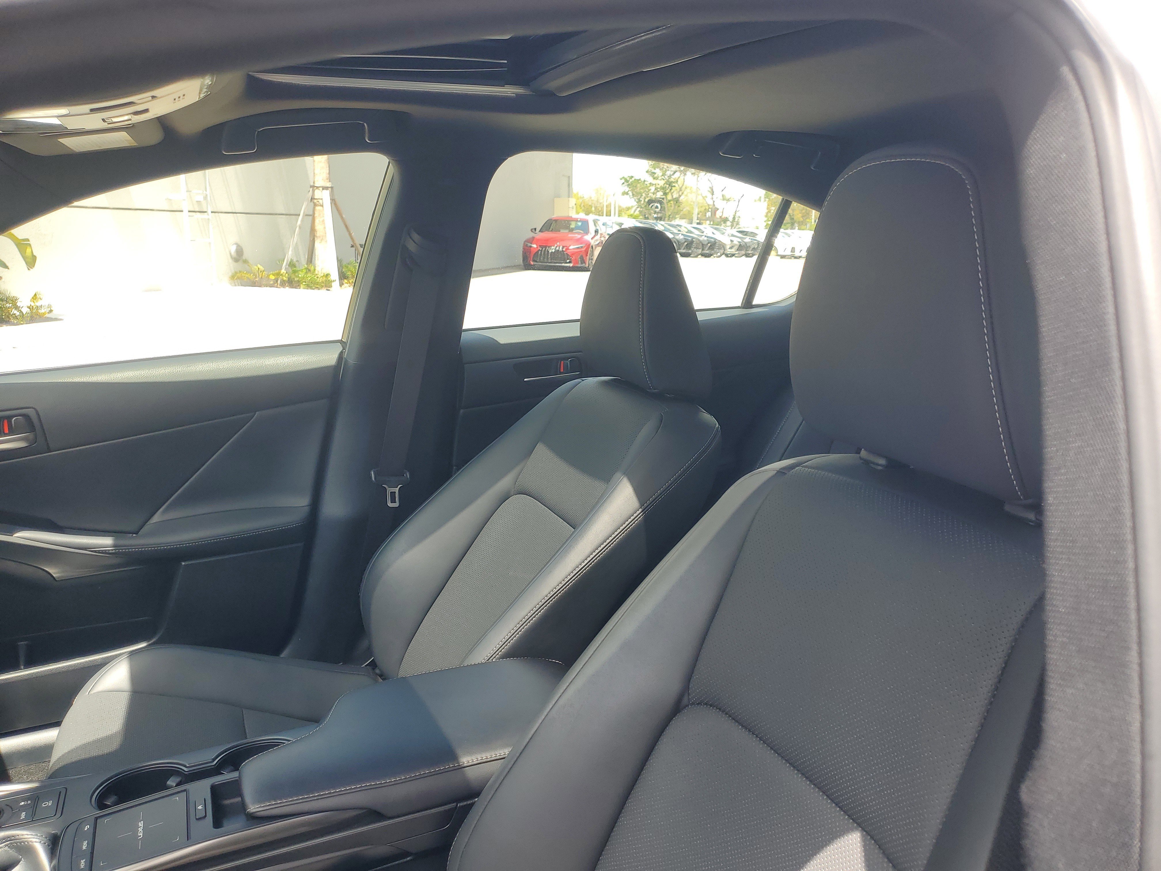 Certified 2023 Lexus IS 300 w/ Comfort Package RWD image 16