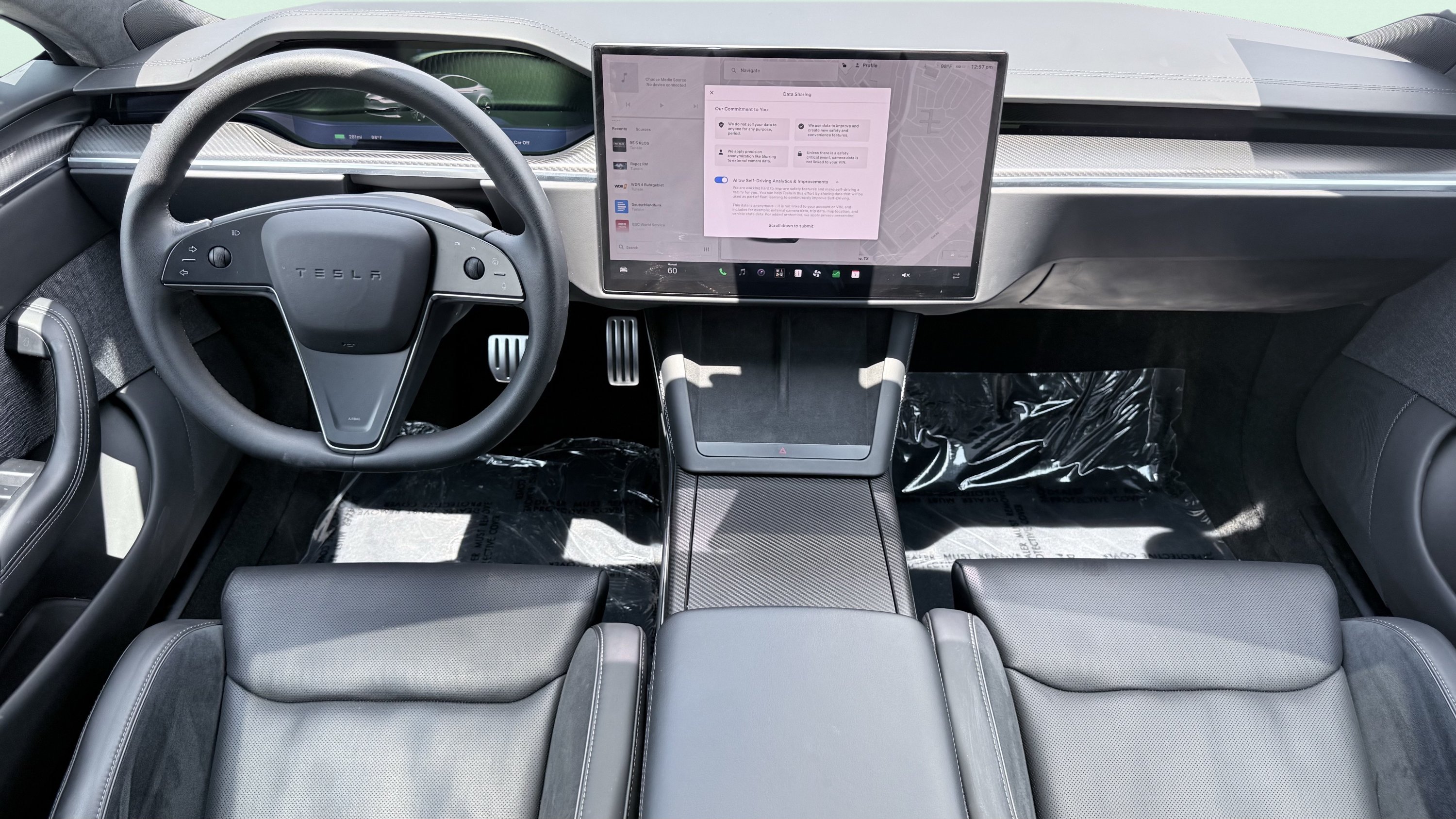 Used 2025 Tesla Model S Plaid AWD/4WD image 2