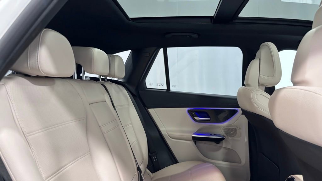 Certified 2023 Mercedes-Benz GLC 300 4MATIC image 25