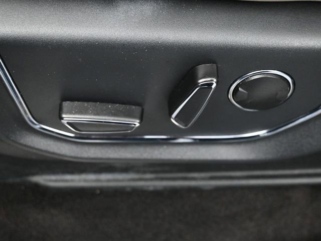 Used 2023 Ford Expedition Platinum image 12