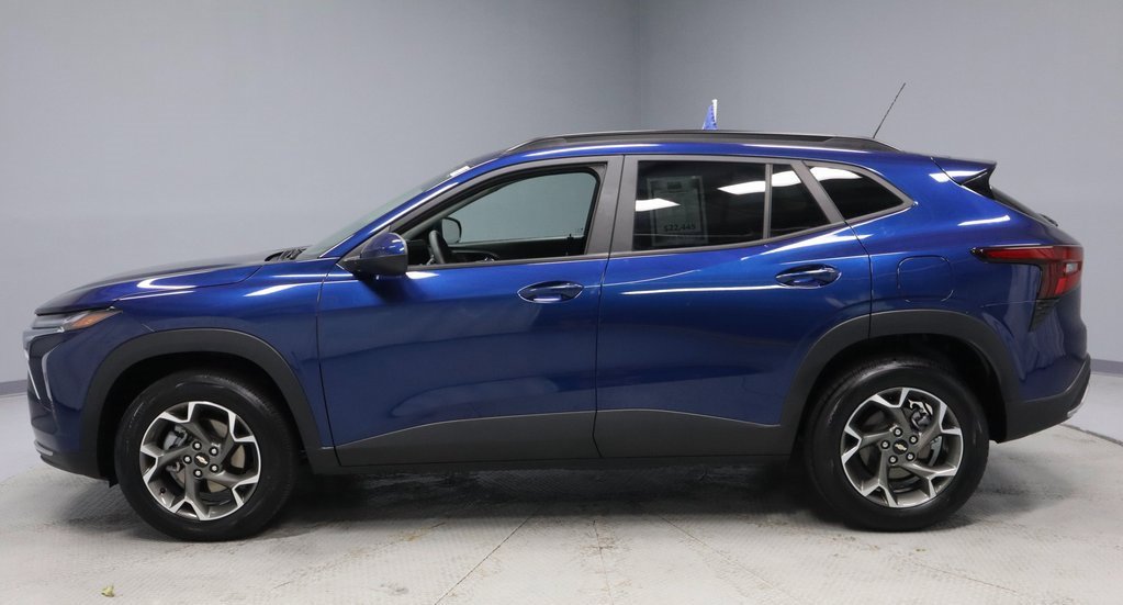 Used 2024 Chevrolet Trax LT image 7