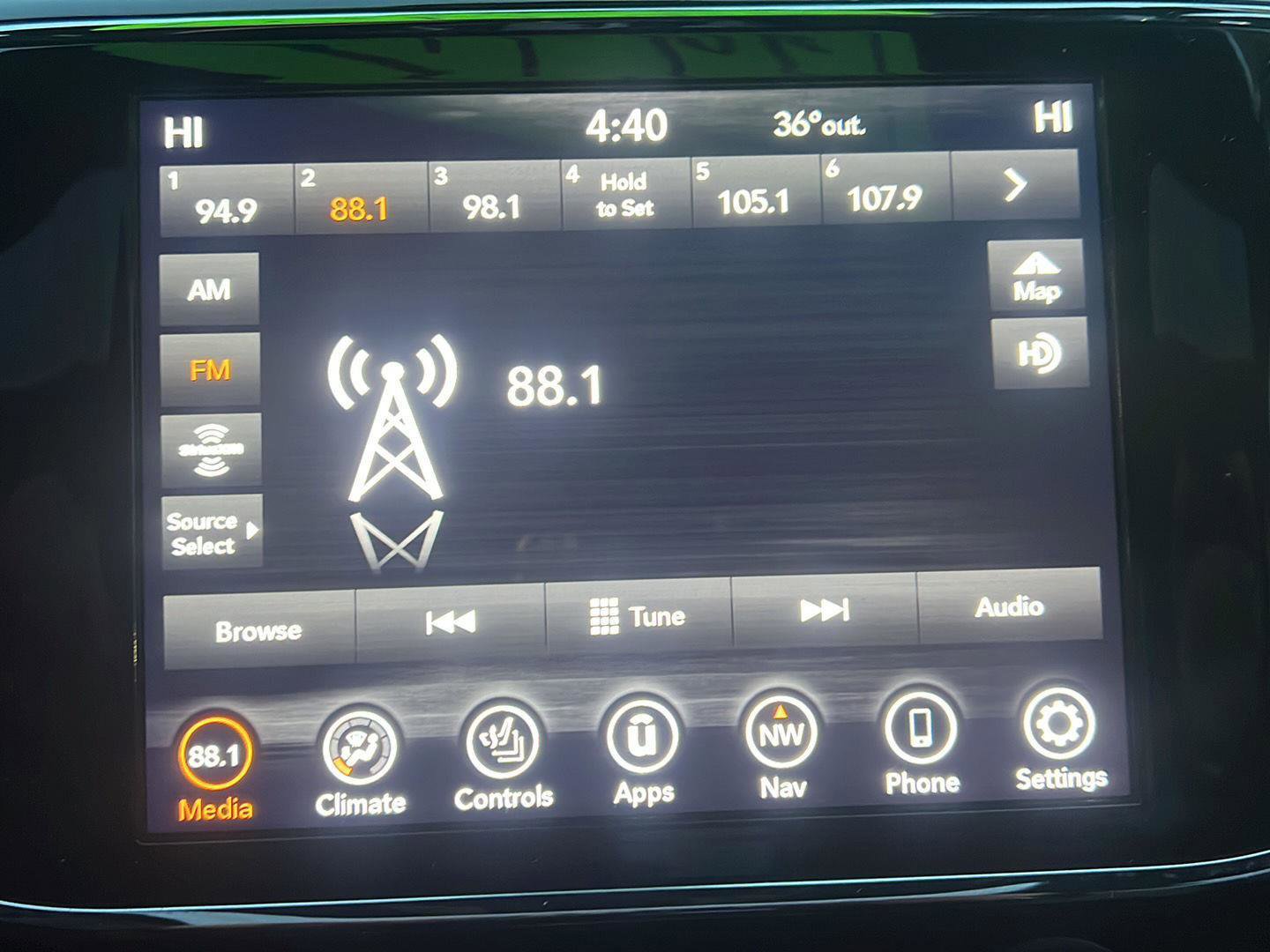 Used 2020 Jeep Grand Cherokee Limited w/ Trailer Tow Group IV image 10