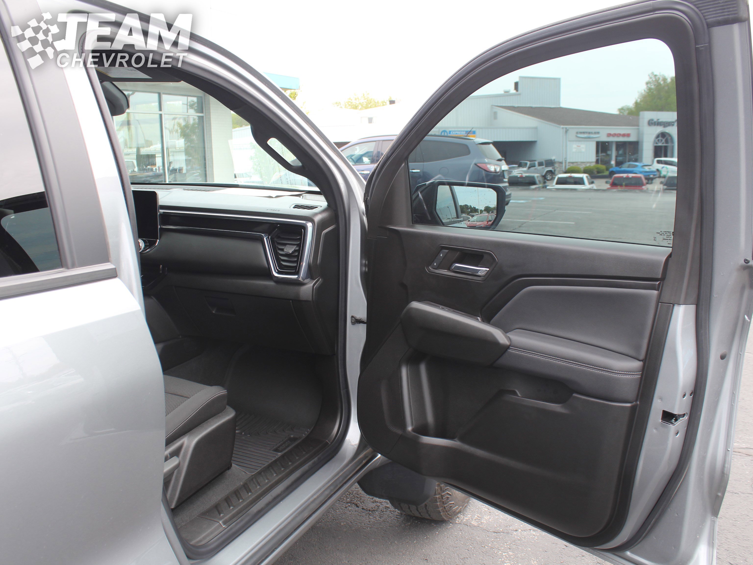 Used 2024 GMC Canyon Elevation w/ Convenience Package RWD image 27