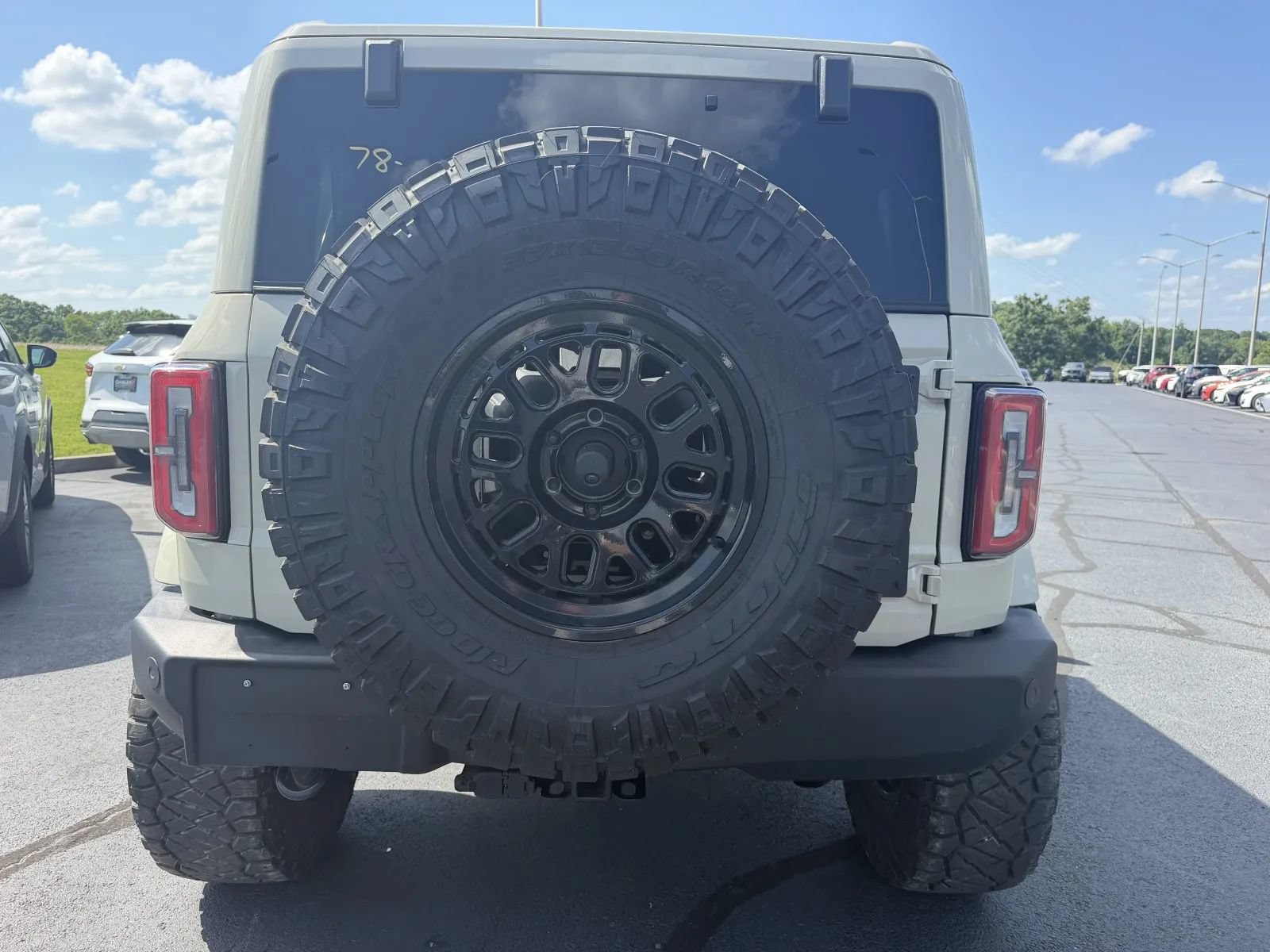 Used 2025 Ford Bronco Outer Banks AWD/4WD image 5