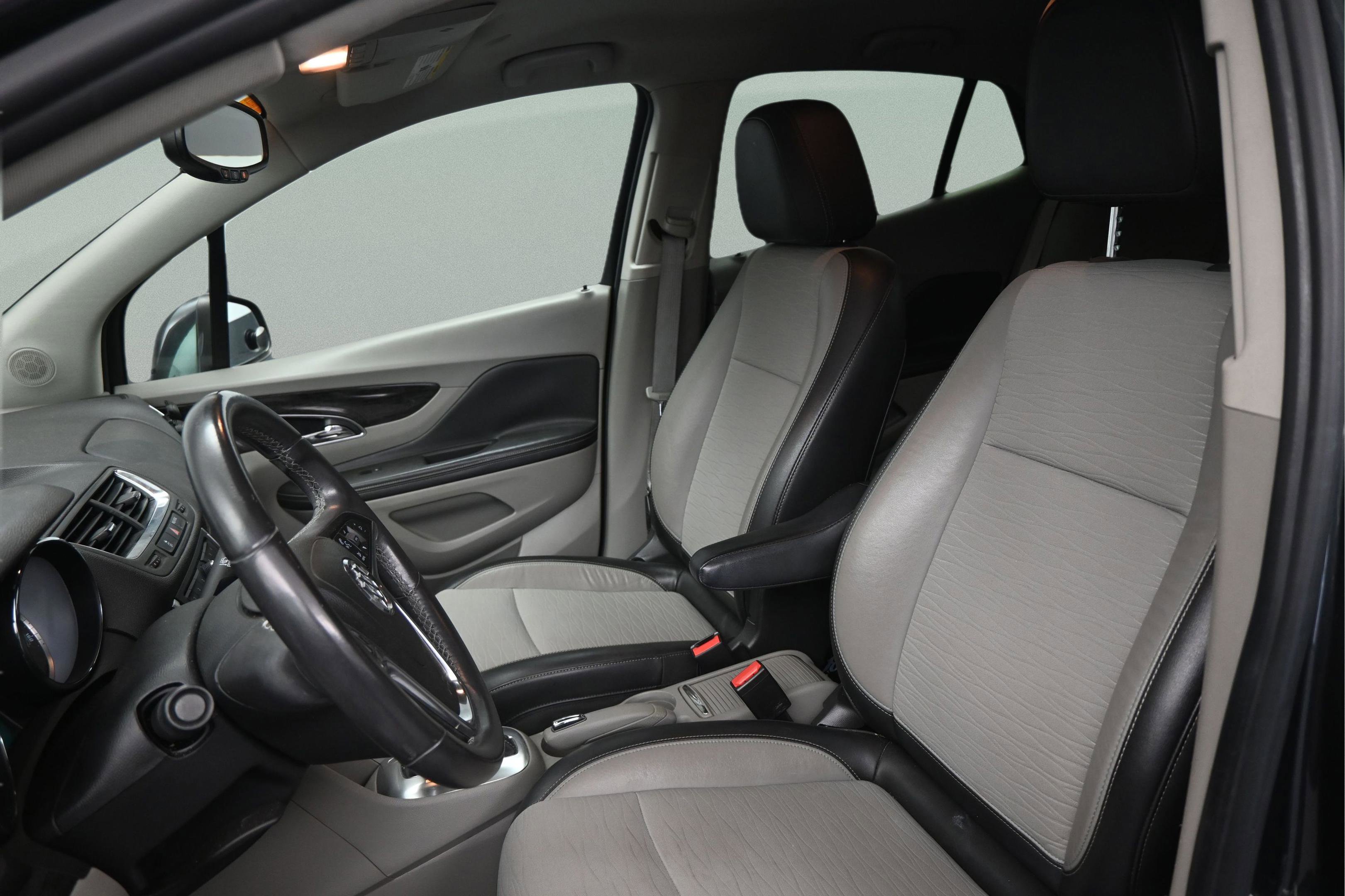 Used 2016 Buick Encore FWD image 33