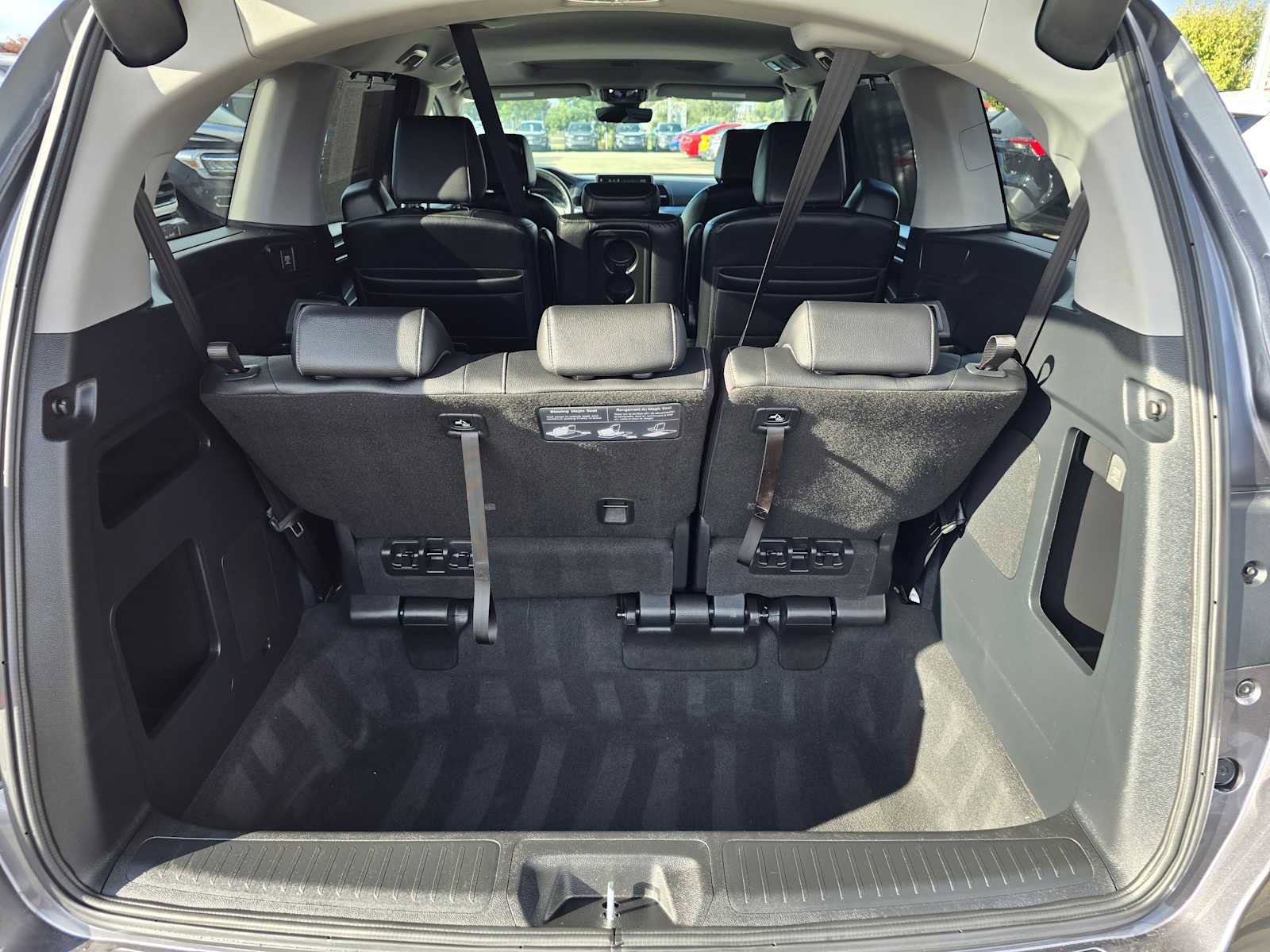 Used 2023 Honda Odyssey EX-L image 17