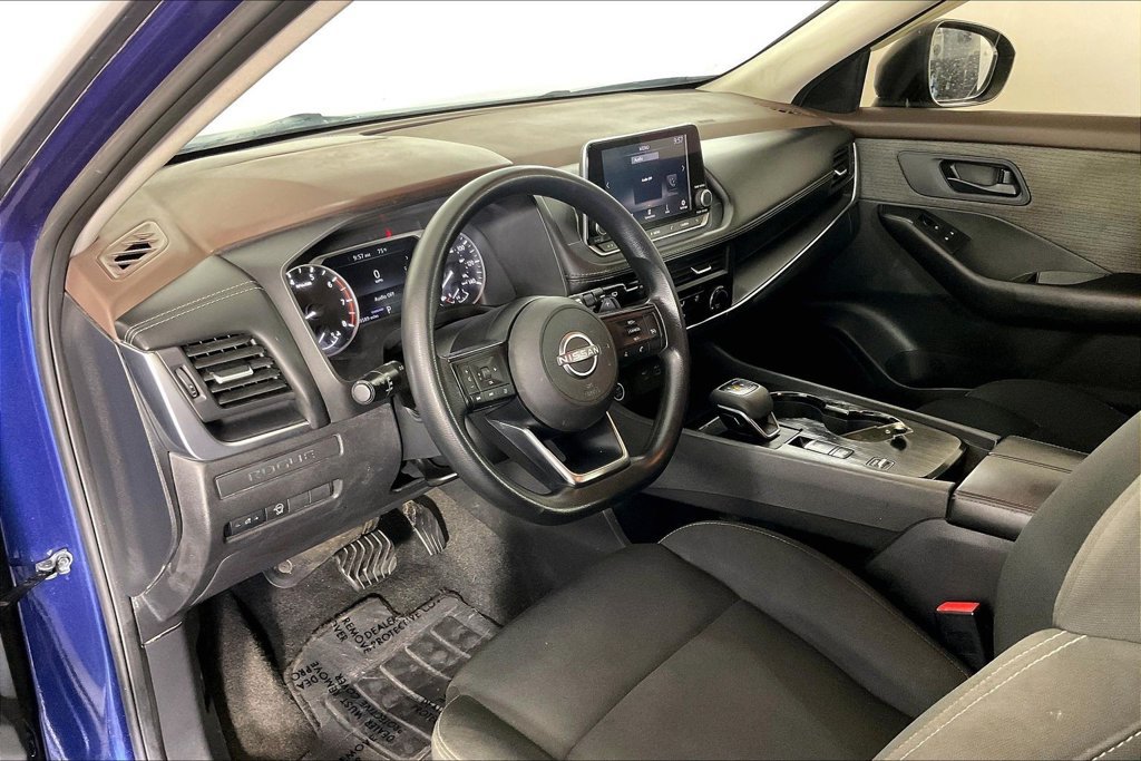 Used 2023 Nissan Rogue S FWD image 15