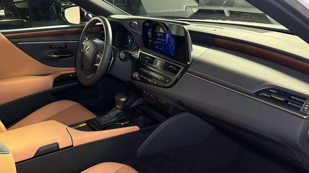 Certified 2024 Lexus ES 350 w/ Premium Package FWD image 11