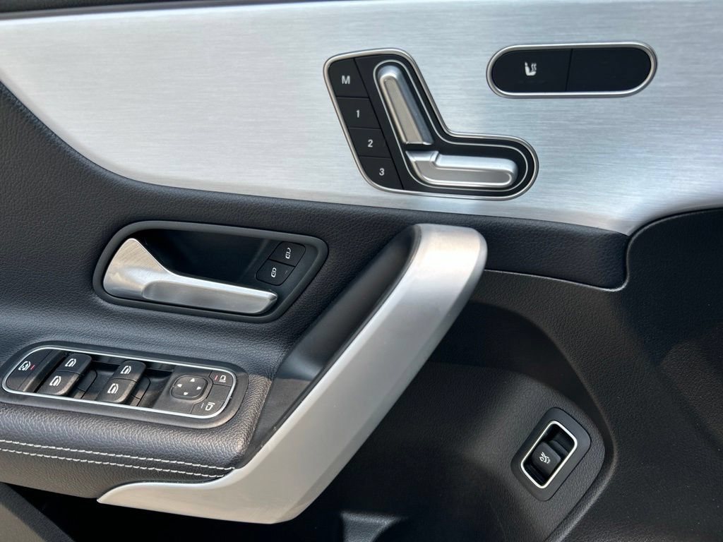 Used 2019 Mercedes-Benz A 220 image 13