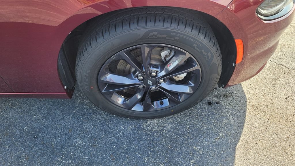 Used 2021 Dodge Charger SXT w/ Blacktop Package AWD/4WD image 15