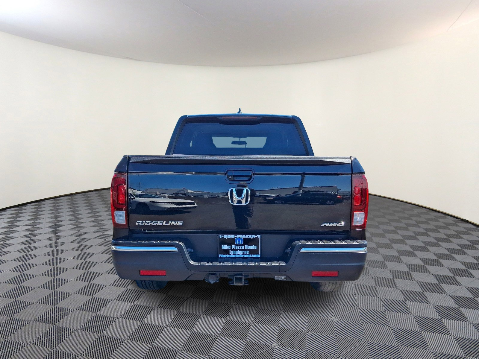 Used 2018 Honda Ridgeline Sport image 6