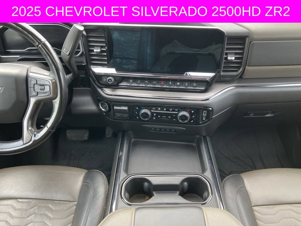 Used 2025 Chevrolet Silverado 2500 ZR2 w/ Technology Package image 19