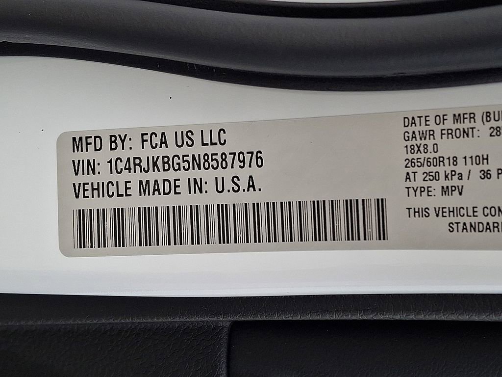 Used 2022 Jeep Grand Cherokee L Limited image 29