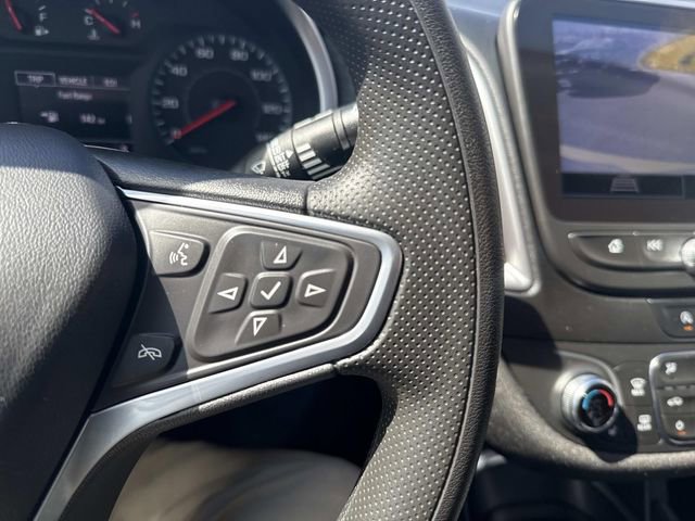 Used 2022 Chevrolet Malibu LT image 32