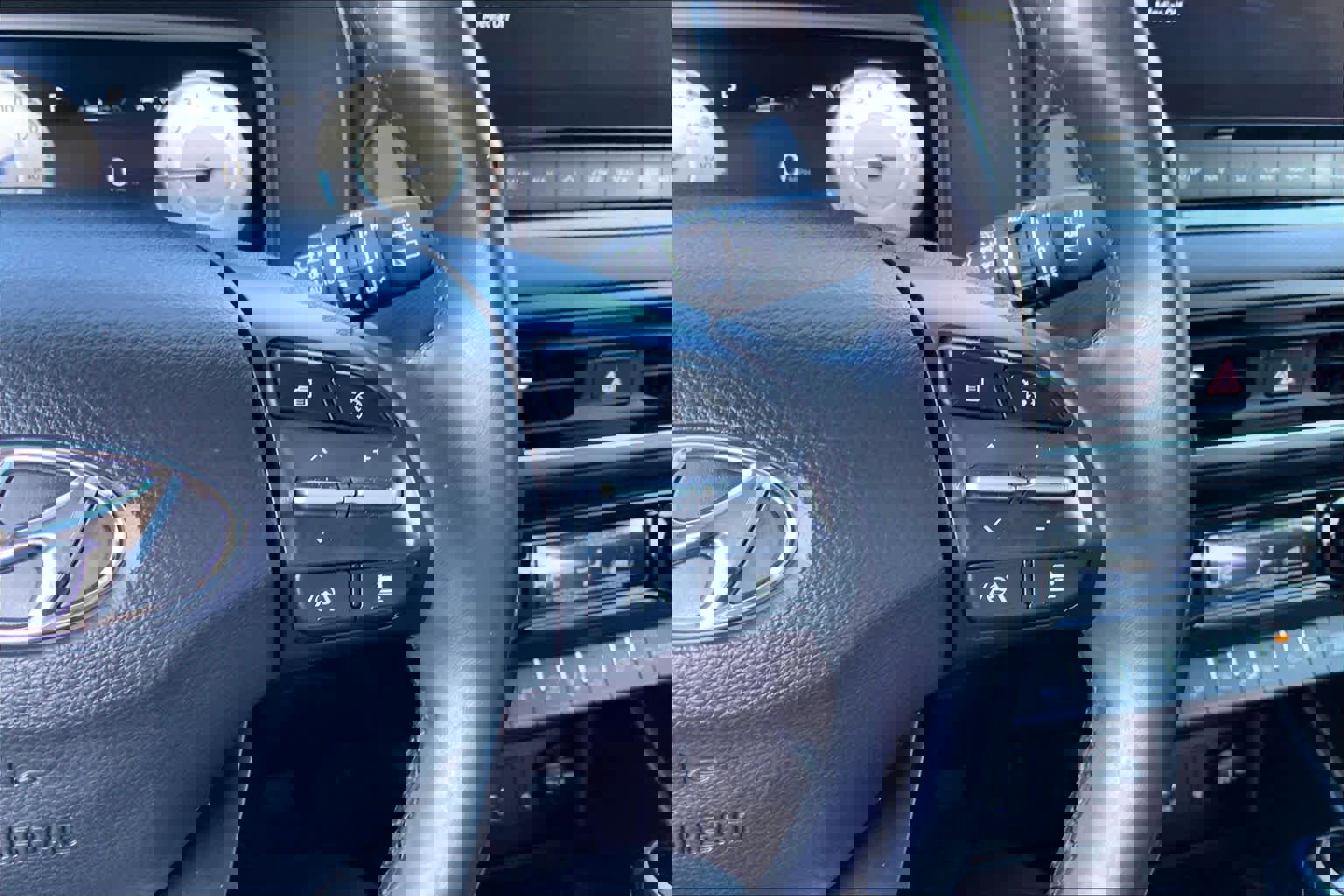 Used 2023 Hyundai Kona Limited image 24