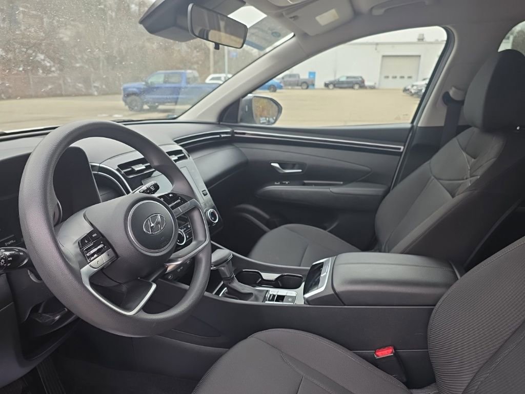 Used 2022 Hyundai Tucson SE image 12