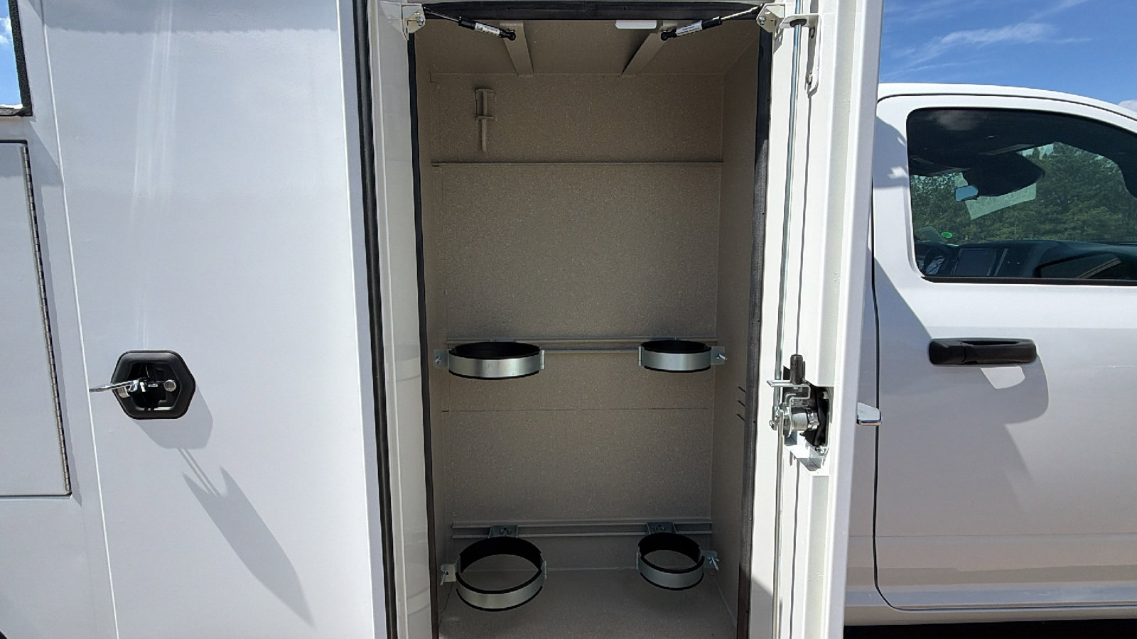 New 2026 RAM 5500 Tradesman w/ Chrome Appearance Group image 25