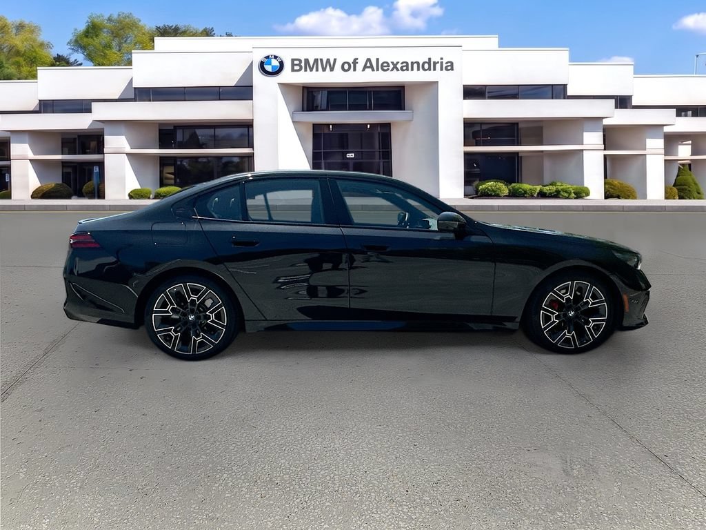 Used 2026 BMW 550e xDrive w/ Executive Package AWD/4WD image 8