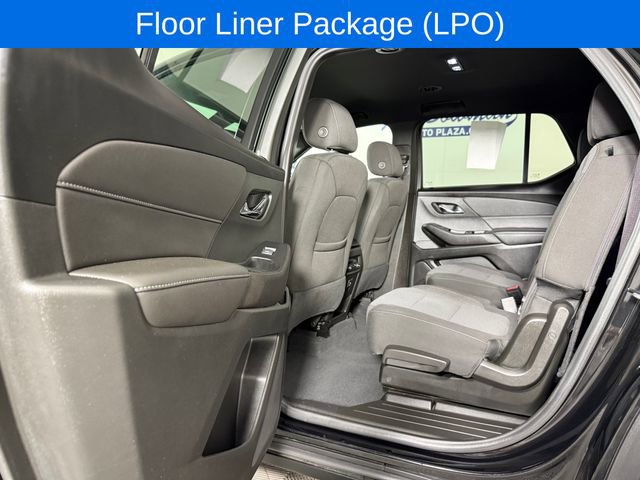 Used 2023 Chevrolet Traverse LT w/ Midnight/Sport Edition image 13