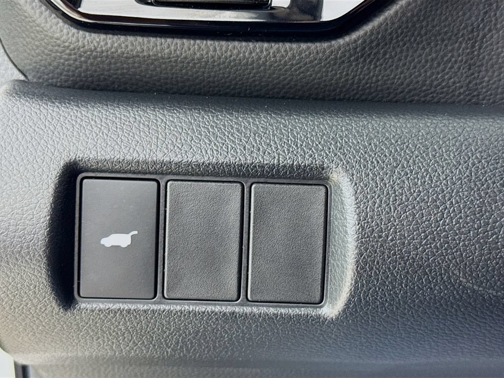 Used 2026 Honda Pilot Touring image 13