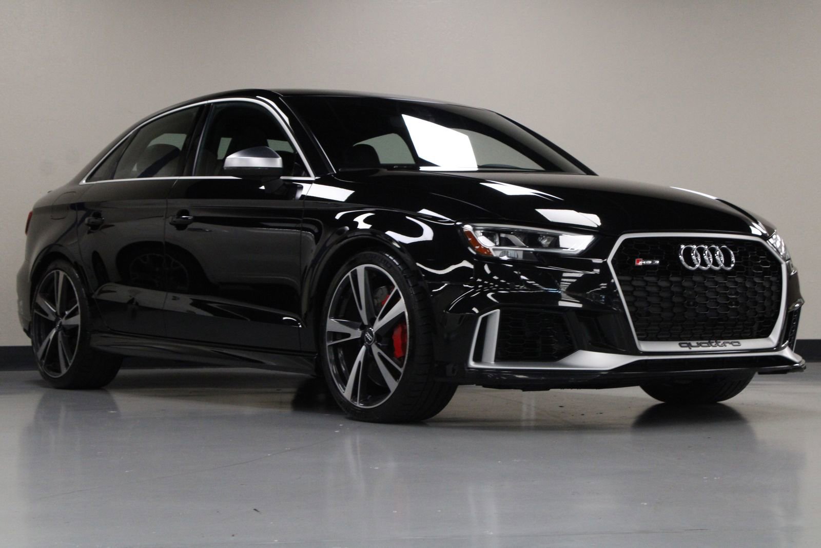 Used 2019 Audi RS 3 image 2