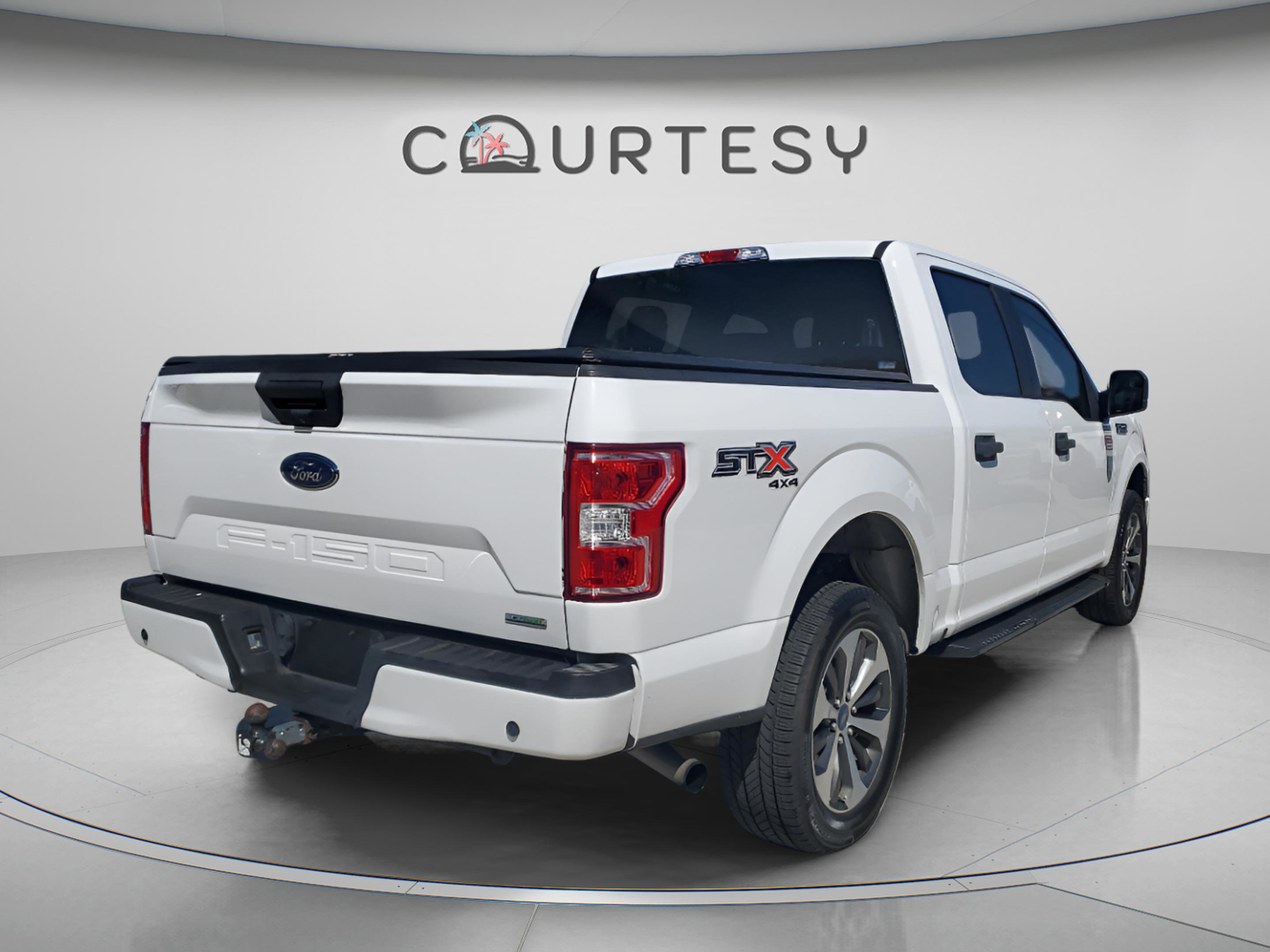 Used 2020 Ford F150 XL w/ Equipment Group 101A Mid AWD/4WD image 3