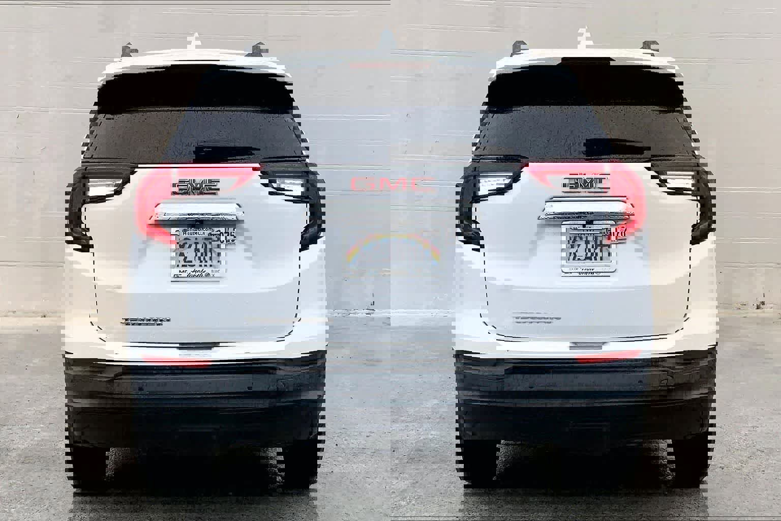 Used 2022 GMC Terrain SLE w/ Driver Convenience Package image 6