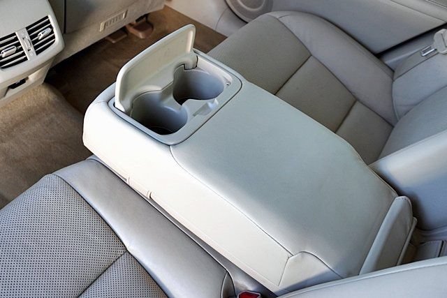 Used 2014 Lexus ES 300h w/ Luxury Package w/Bamboo Trim FWD image 27
