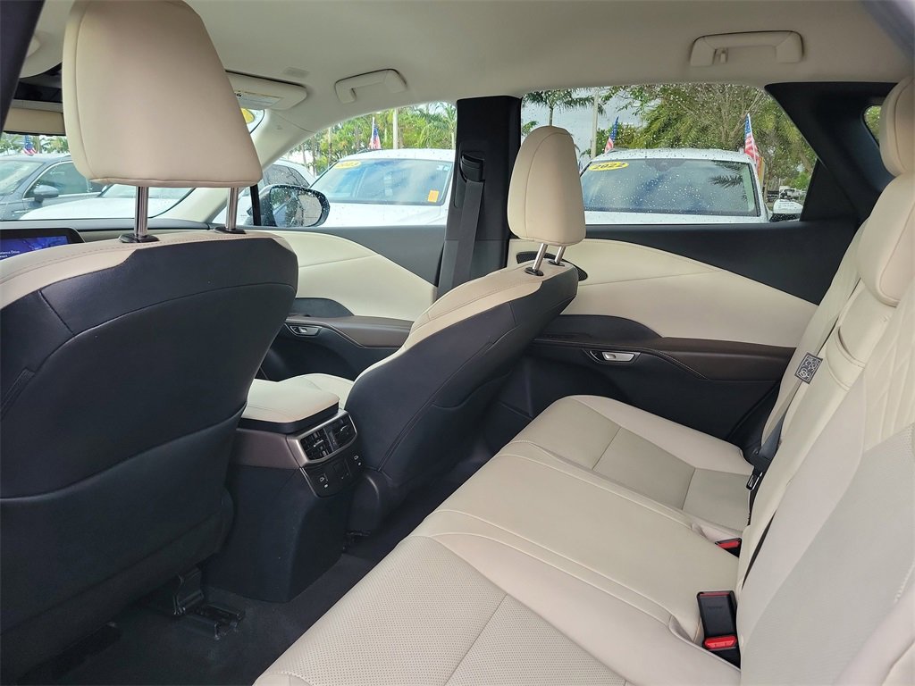 Used 2024 Lexus RX 350 FWD image 8