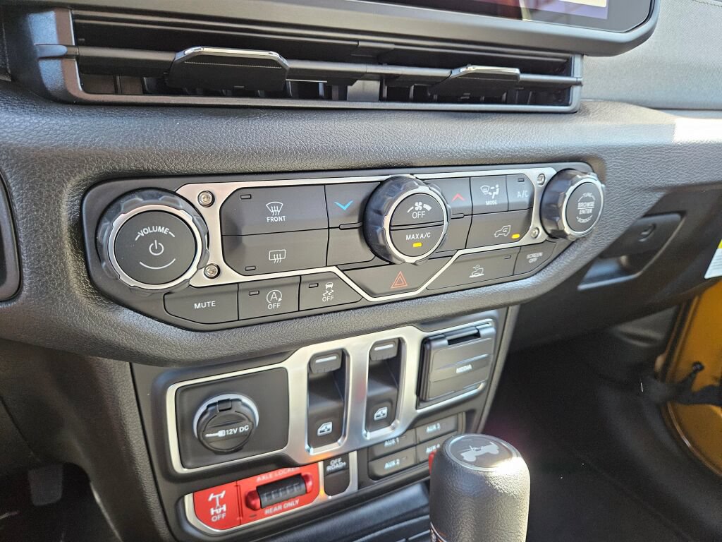 New 2026 Jeep Wrangler Sport AWD/4WD image 20
