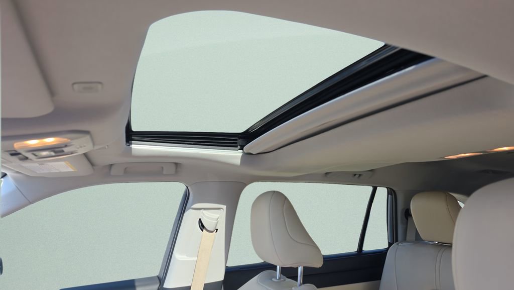 Used 2023 Toyota Highlander XLE image 25