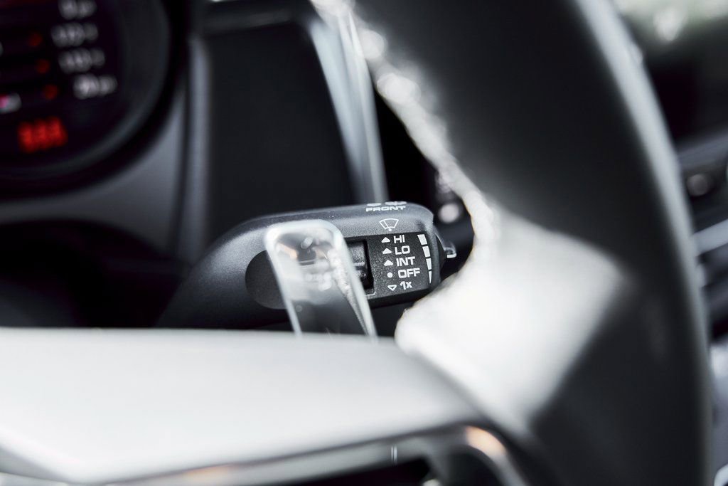 Used 2025 Porsche Macan GTS image 62