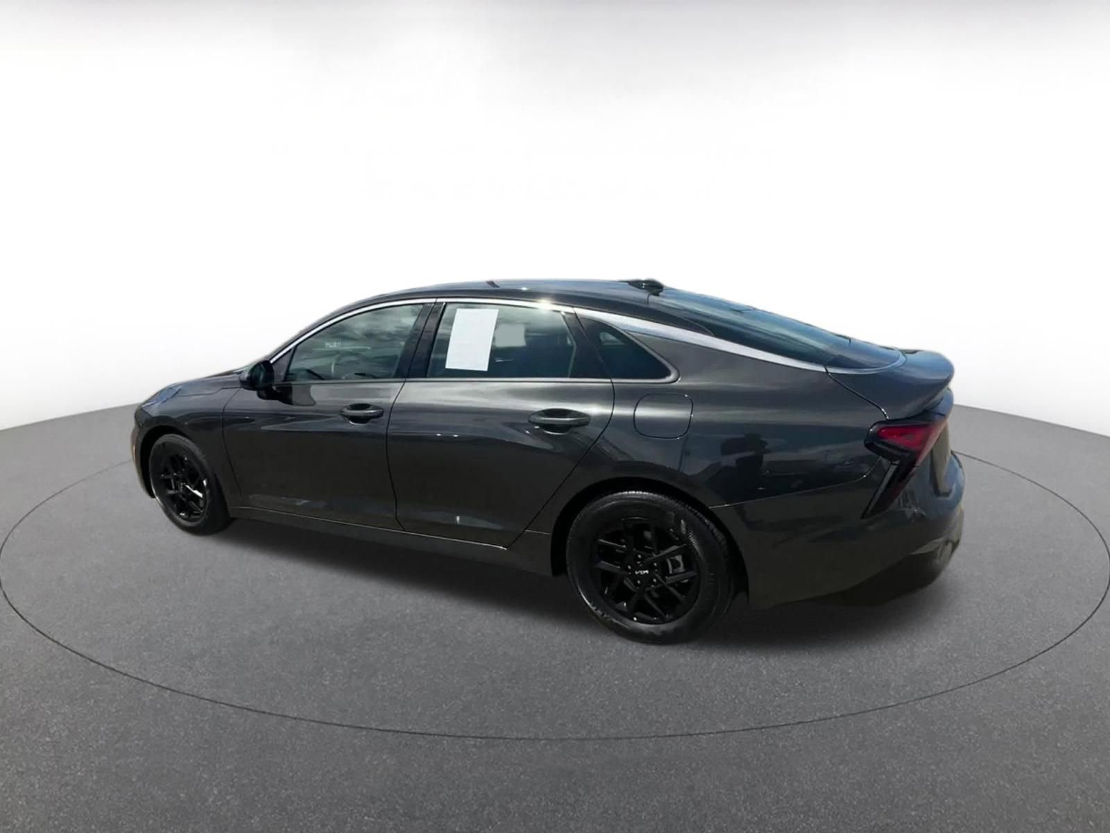 Used 2025 Kia K5 LXS image 10