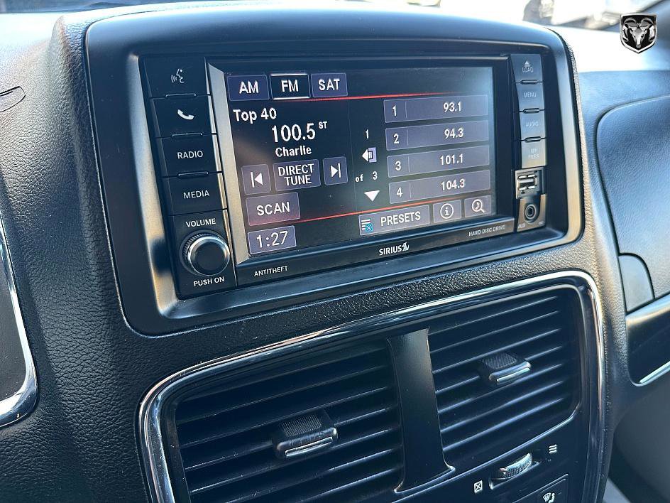 Used 2019 Dodge Grand Caravan SXT image 21