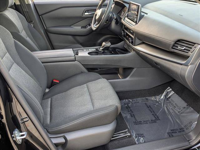 Used 2024 Nissan Rogue SV FWD image 20