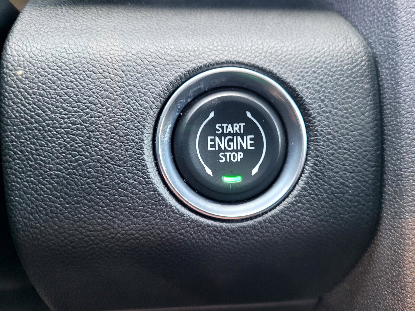 Used 2025 GMC Acadia Elevation FWD image 26
