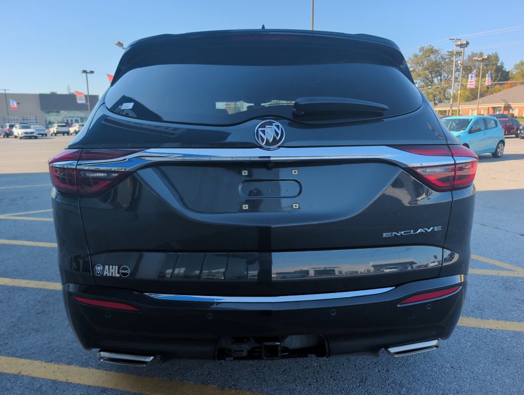 Used 2019 Buick Enclave Essence FWD image 6