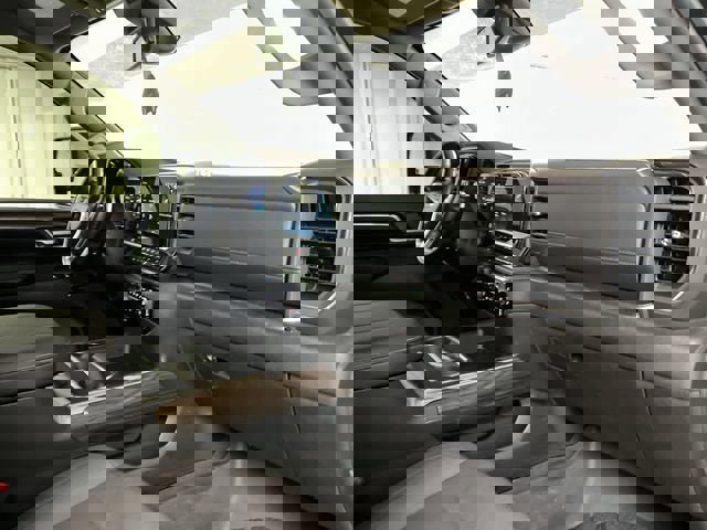 Certified 2024 Chevrolet Silverado 2500 LT w/ All Star Edition image 28