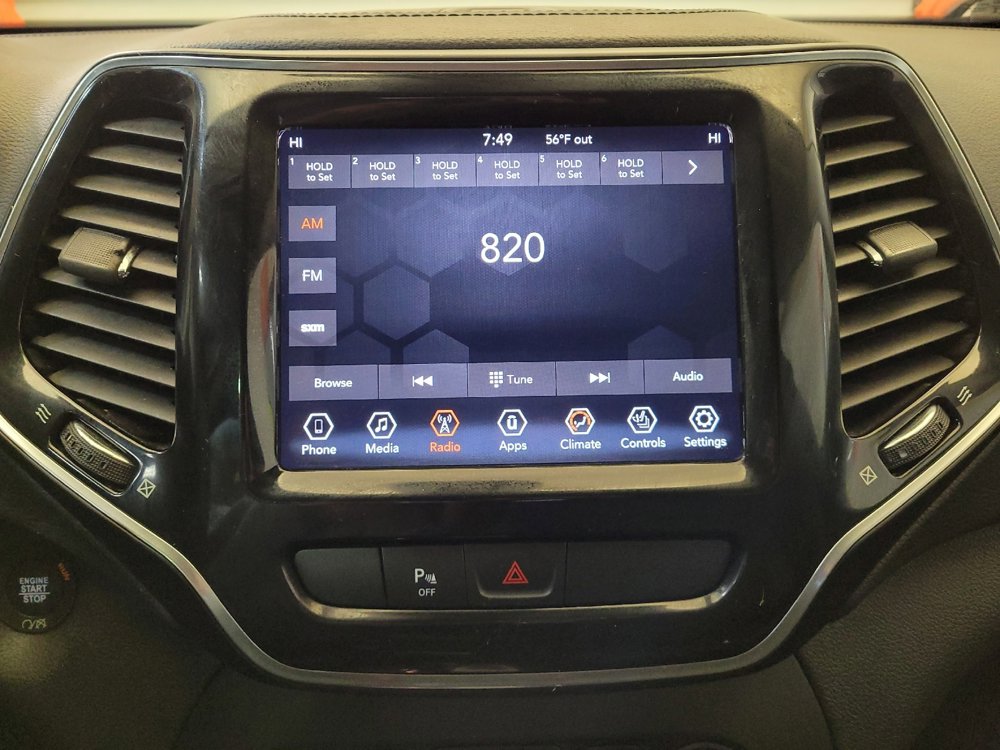 Used 2019 Jeep Cherokee Limited image 25