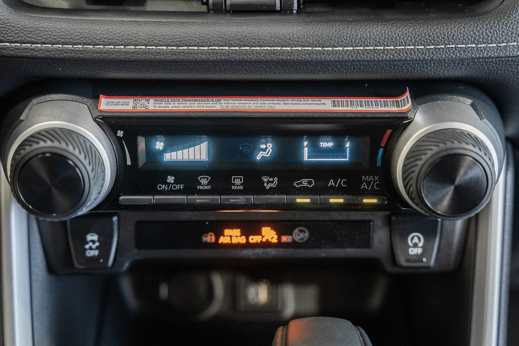 Certified 2025 Toyota RAV4 LE AWD/4WD image 20