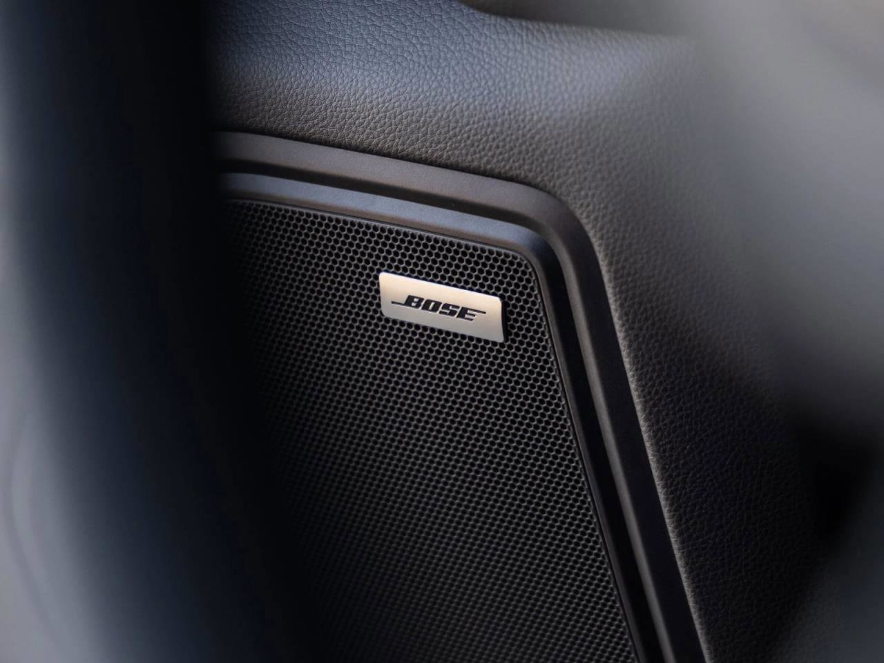 New 2026 Porsche Macan Turbo image 72