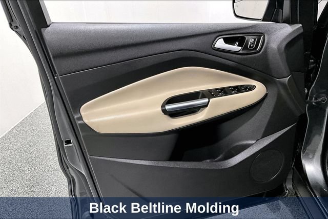Used 2019 Ford Escape SEL w/ SEL Sport Appearance Package FWD image 26