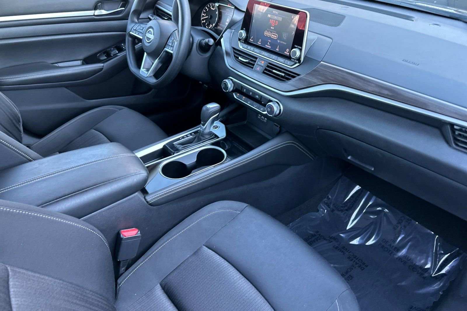 Used 2023 Nissan Altima 2.5 SV image 15